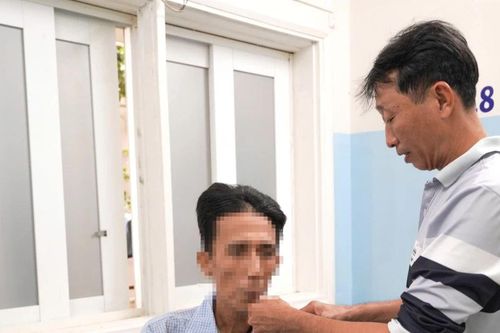 Người đàn ông phải cắt 3m ruột do gặp bệnh hiếm gặp