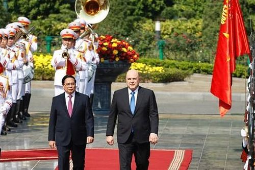 Thủ tướng Phạm Minh Chính chủ trì lễ đón Thủ tướng Nga Mikhail Mishustin