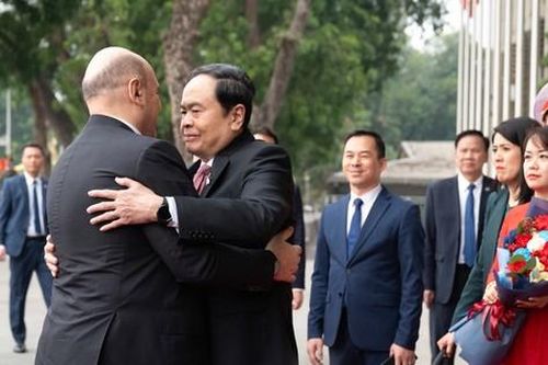 Thủ tướng Nga Mishustin hội kiến Chủ tịch Quốc hội Trần Thanh Mẫn