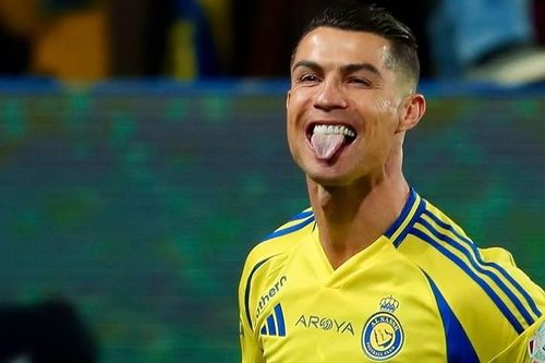 Ronaldo ký siêu hợp đồng với Al-Nassr, chờ bàn 1.000