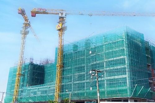 Sở hữu loạt dự án dang dở, một công ty BĐS tiếp tục bị dừng mua bán cổ phiếu