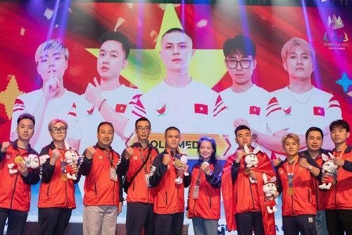 Thể thao điện tử giải trí Việt Nam mục tiêu 'săn vàng' SEA Games 33