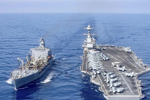 Mỹ đóng 2 tàu hai tàu sân bay mới lấy tên của cựu Tổng thống Clinton và Bush