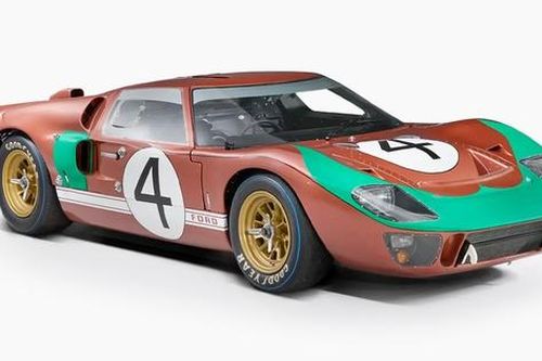 Xế cổ Ford GT40 Mk II lên sàn, giá từ 11 triệu USD