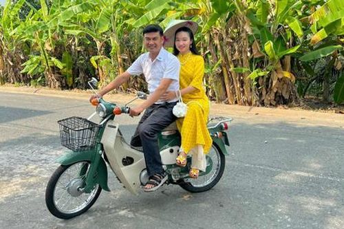 Nam diễn viên Việt lên chức bố ở tuổi 52 sau 3 năm cưới vợ kém 26 tuổi