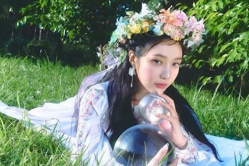 Mặc kệ lùm xùm của Wendy, một thành viên Red Velvet tuyên bố tái ký hợp đồng với SM