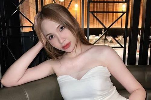 Bạn gái xinh như thiên thần của tiền đạo Supachok