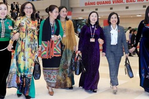 Tạo đột phá tăng tỷ lệ nữ tham gia cấp ủy