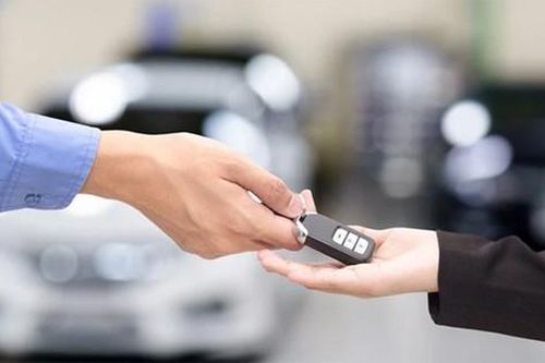 Đi xe của người thân có bị phạt lỗi xe không chính chủ?