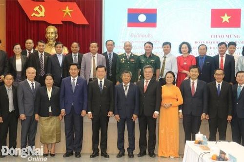 Bí thư Tỉnh ủy Nguyễn Hồng Lĩnh tiếp đoàn công tác tỉnh Champasak thăm, chúc Tết tỉnh Đồng Nai