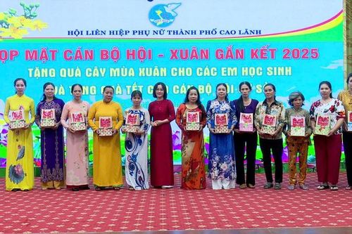 Họp mặt cán bộ Hội - Xuân gắn kết 2025