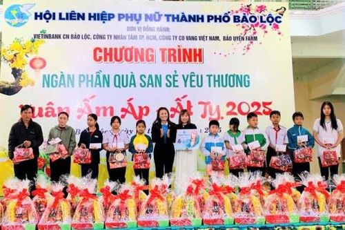 Bảo Lộc: Triển khai Chương trình trao ngàn phần quà Tết san sẻ yêu thương cùng phụ nữ khó khăn