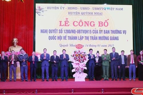 Lễ công bố xã Mường Giàng đạt chuẩn nông thôn mới nâng cao và công bố nghị quyết thành lập thị trấn Mường Giàng
