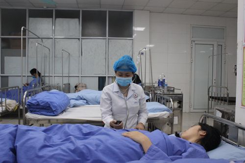 Chi khám, chữa bệnh bảo hiểm y tế 1.946 tỷ đồng