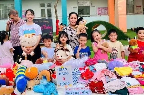 TP. Hồ Chí Minh: Nhiều hoạt động tiếp sức học sinh khó khăn dịp Tết Nguyên đán