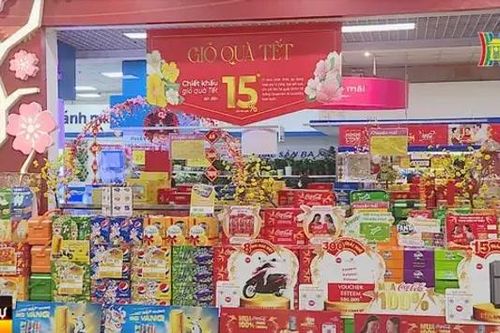 Hàng Việt chiếm 95% trong các giỏ quà Tết