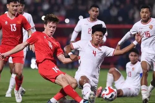 Fiorentina lỡ cơ hội cạnh tranh suất tham dự Champions League