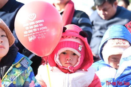 'Tết ấm cho em - Hội chợ Tết 0 đồng': Ký ức yêu thương ở vùng biên giới Lạng Sơn