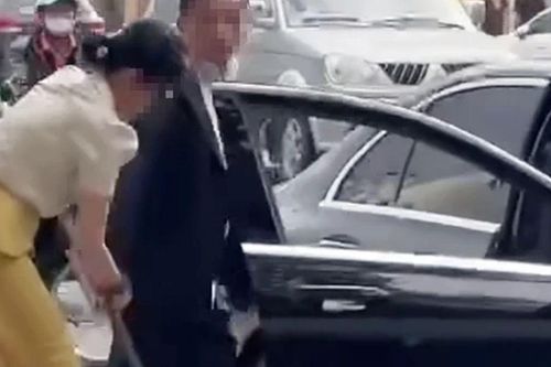 Hé lộ thân thế giang hồ của doanh nhân rút kiếm dọa nữ nhân viên môi trường ở Nha Trang