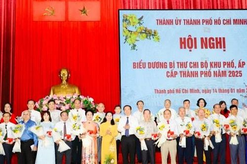 TP Hồ Chí Minh tuyên dương 186 bí thư Chi bộ khu phố, ấp tiêu biểu