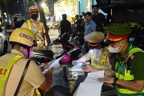Giao ôtô cho người không đủ điều kiện lái, chủ xe bị phạt 29 triệu