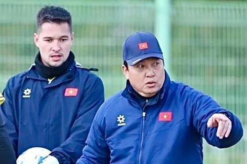 Tuyển Việt Nam chia tay HLV thủ môn sau ASEAN Cup