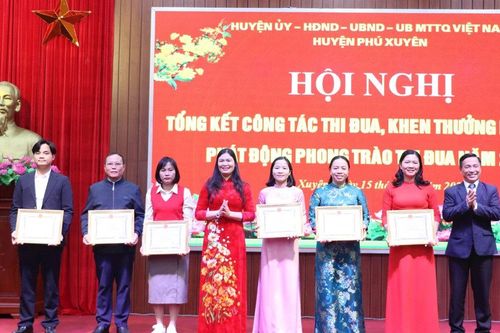 Huyện Phú Xuyên phát động phong trào thi đua năm 2025