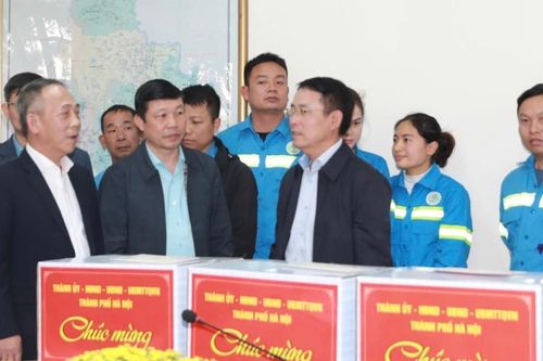 Phó Chủ tịch UBND Thành phố Hà Nội Nguyễn Trọng Đông thăm, chúc Tết tại huyện Sóc Sơn