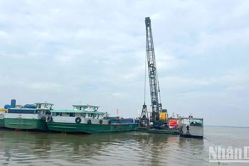 Khởi công mỏ cát phục vụ Dự án thành phần 2 cao tốc Cao Lãnh-An Hữu