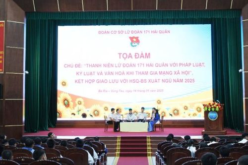 Nâng cao ý thức chấp hành pháp luật, kỷ luật và văn hóa của quân nhân khi tham gia mạng xã hội
