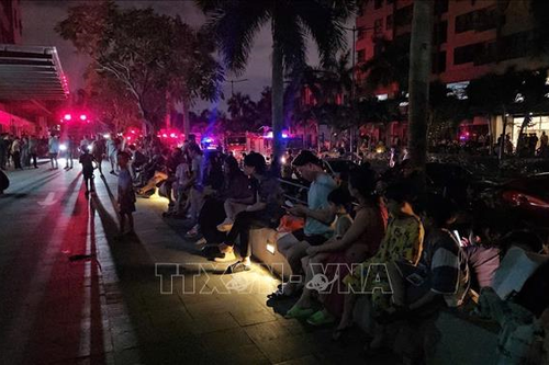 TP Hồ Chí Minh: Cháy lớn tại chung cư Mizuki, hàng trăm người hoảng loạn