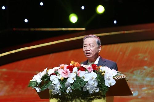 Phấn đấu đến năm 2030, Việt Nam vào tốp 3 nước dẫn đầu Đông Nam Á về công nghệ số