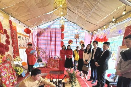 Học sinh Hải Phòng tìm hiểu về Tết cổ truyền dân tộc với trải nghiệm thú vị