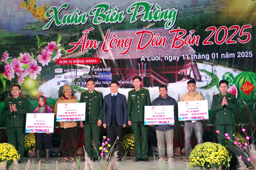 Vui Xuân cùng nhân dân biên giới