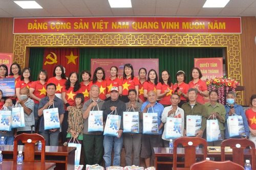 Ban Nữ công Công đoàn Vietsovpetro tổ chức chuỗi hoạt động ý nghĩa chào đón xuân Ất Tỵ 2025