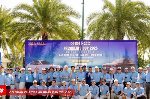 Đánh Golf vận động kinh phí xây 100 cây cầu trên cả nước
