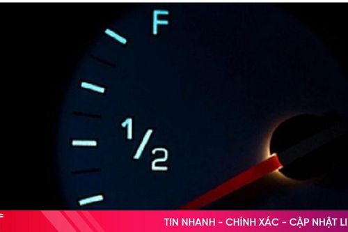 Nguy hiểm tiềm ẩn khi chạy xe đã cạn xăng