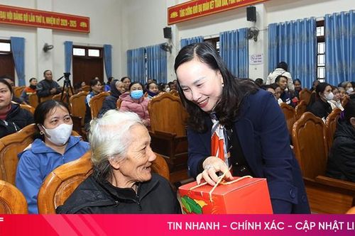 Các địa phương, đơn vị trao quà tết cho hộ nghèo, hoàn cảnh khó khăn