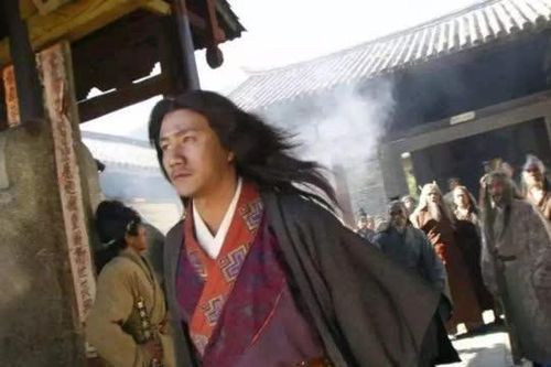 Tiêu Phong đại chiến ngũ tuyệt: Thần công bí ẩn Kim Dung 'trao' có đủ sức khuynh đảo Hoa Sơn luận kiếm?