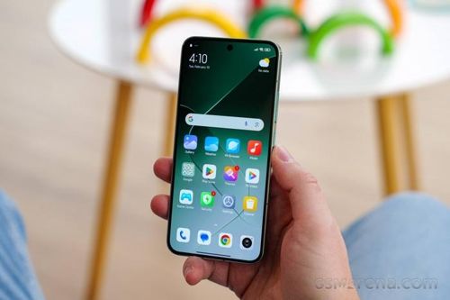 Xiaomi 14 giảm hấp dẫn cận Tết, iPhone 16 đứng cạnh cũng lép vế, hạ knock-out Galaxy S24 5G