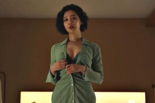 Sự thật đằng sau cảnh bán khỏa thân của mỹ nhân phim 18+