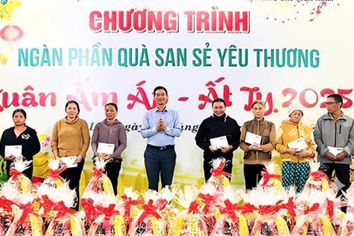 Lâm Đồng: Xuân ấm áp đến với phụ nữ khó khăn tại Bảo Lộc