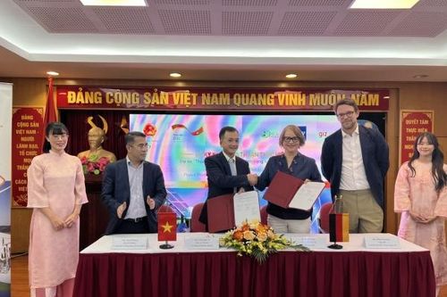 Ký kết thực hiện dự án thúc đẩy chuyển dịch năng lượng tại Việt Nam