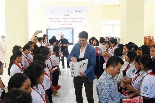 Tăng cường bảo vệ trẻ em gái Khmer