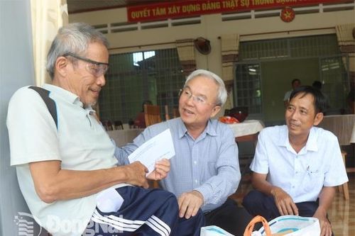 Mang niềm vui Xuân đến với người kém may mắn