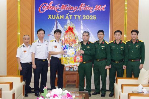 Bộ Chỉ huy Quân sự tỉnh chúc Tết các đơn vị quân đội đứng chân trên địa bàn