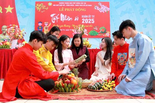 Trải nghiệm 'Hội chợ Xuân Ất Tỵ 2025'