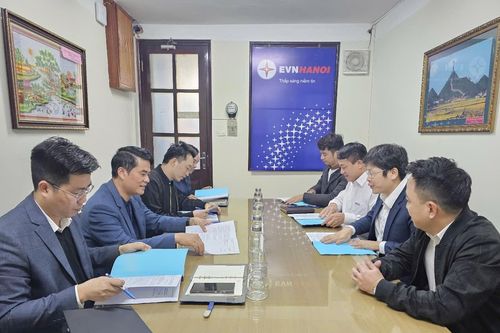 Hà Nội tăng cường đảm bảo cung ứng điện phục vụ Tết Nguyên đán Ất Tỵ 2025