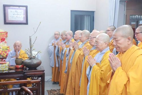 Chư Ni Phân ban Ni giới T.Ư và Phân ban Ni giới TP.HCM khánh tuế chư tôn đức giáo phẩm GHPGVN