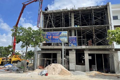 Thành phố Yên Bái cấp gần 860 giấy phép xây dựng